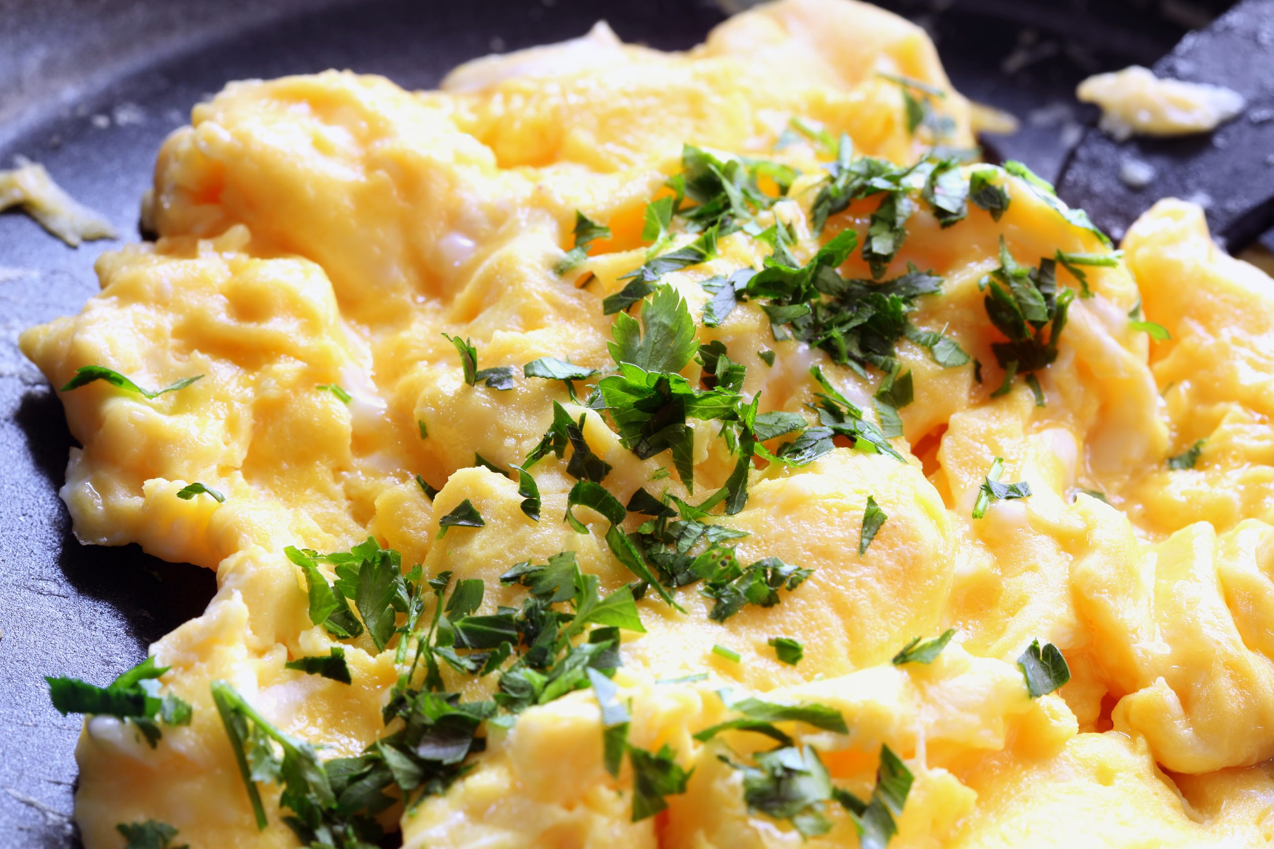 Start your day right with this soft-scrambled eggs recipe
